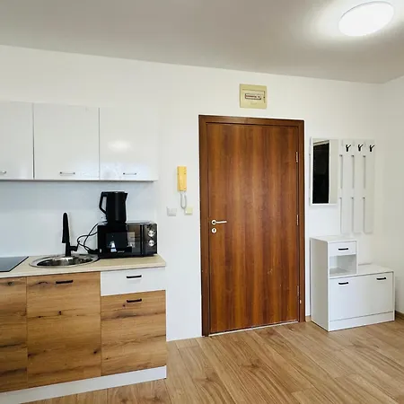 Апартаменти Royal Palm 173 One Bedroom *