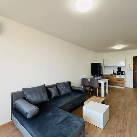 Royal Palm 173 One Bedroom Светий Влас
