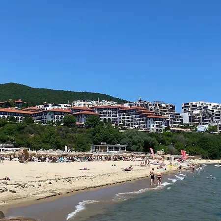 Royal Palm 173 One Bedroom Апартаменти Светий Влас