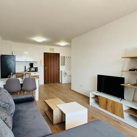 Royal Palm 173 One Bedroom Светий Влас