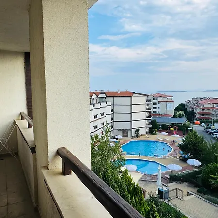 Royal Palm 173 One Bedroom Светий Влас