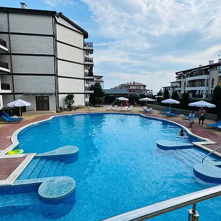 Royal Palm 173 One Bedroom Светий Влас